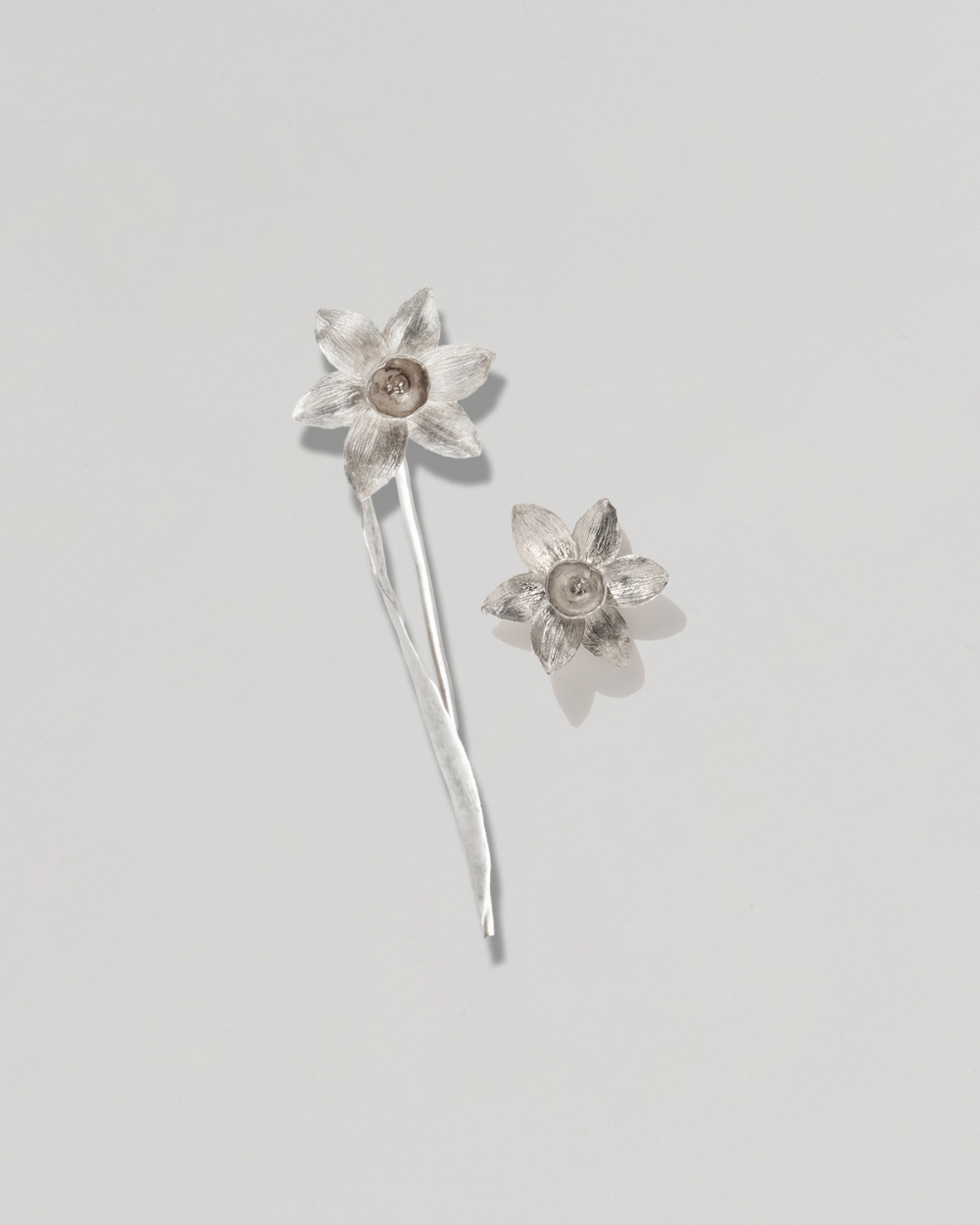 Narcissus earrings